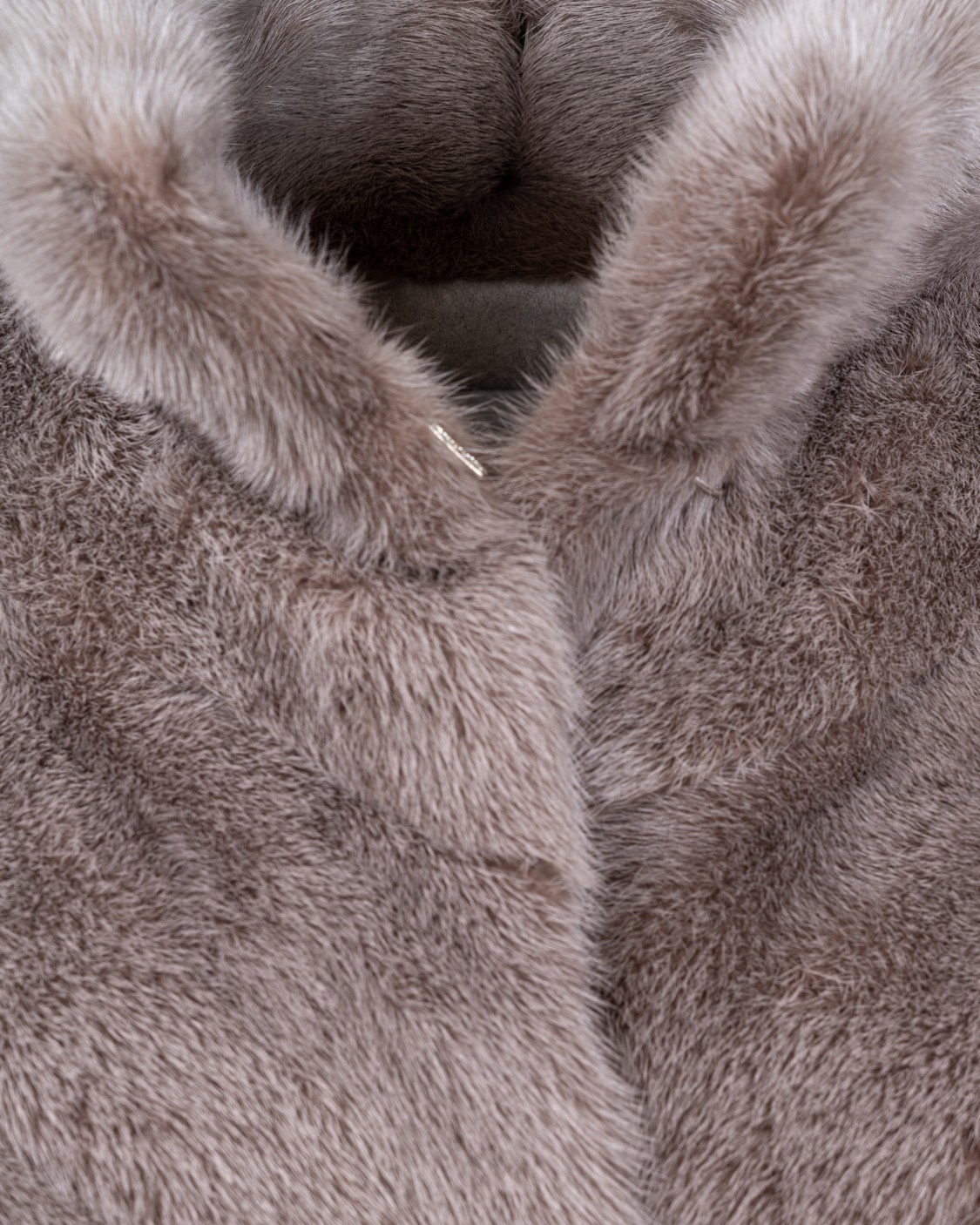 shop VIOLANTI  Pelliccia: Violanti pelliccia.
Collo alto.
Ampie maniche lunghe.
Chiusura frontale.
Vestibilità regolare.
Composizione: 100% Visone.
Fabbricato in Italia.. VL73 8000-809 number 2071972